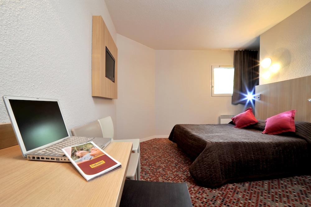 Welcomotel Coignières Exteriör bild