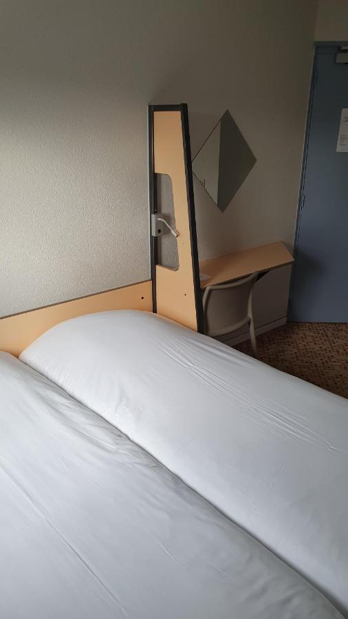 Welcomotel Coignières Rum bild